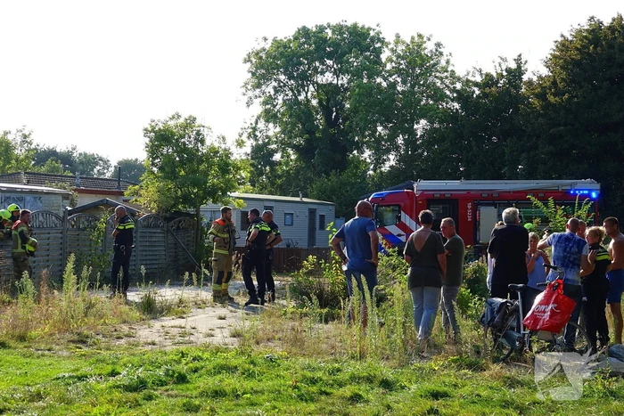 Stacaravan in brand op vakantiepark