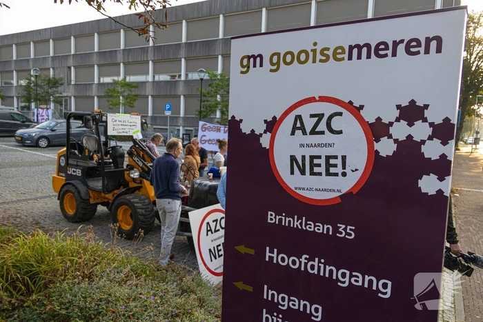 Nee tegen noodopvang in Naarden