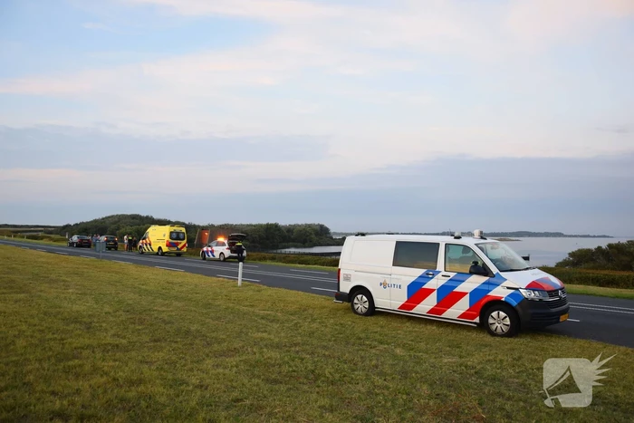 Twee voertuigen beschadigd bij aanrijding