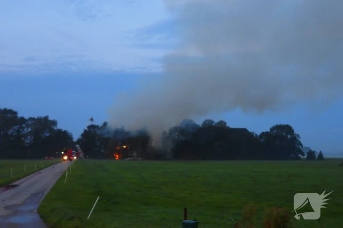 Zeer grote brand in stal