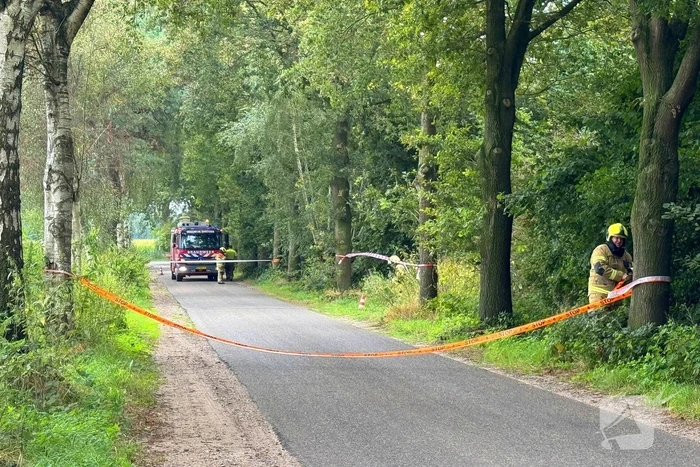 Vaten met onbekende stof aangetroffen