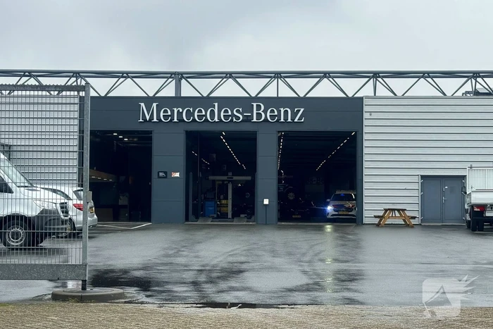Traumahelikopter ingezet voor incident bij autogarage