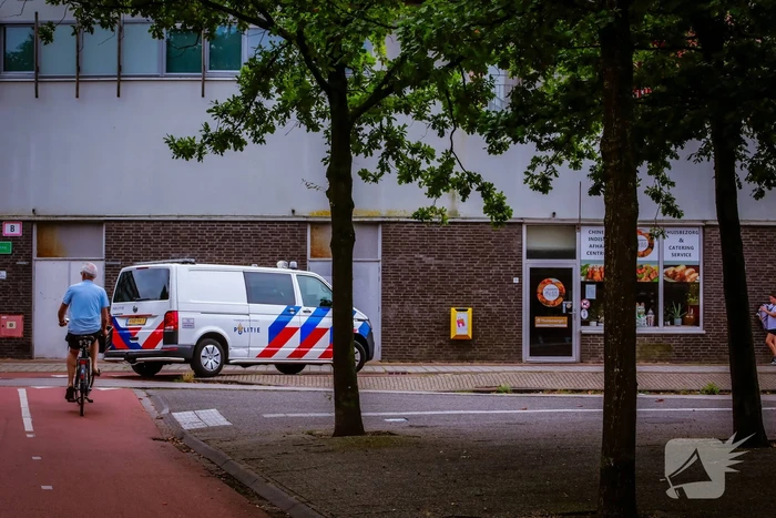 Politie zoekt man na verdachte situatie in winkelcentrum