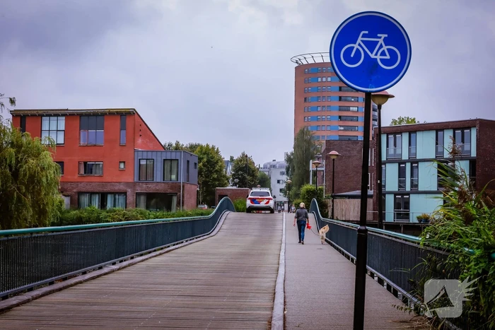 Politie zoekt man na verdachte situatie in winkelcentrum