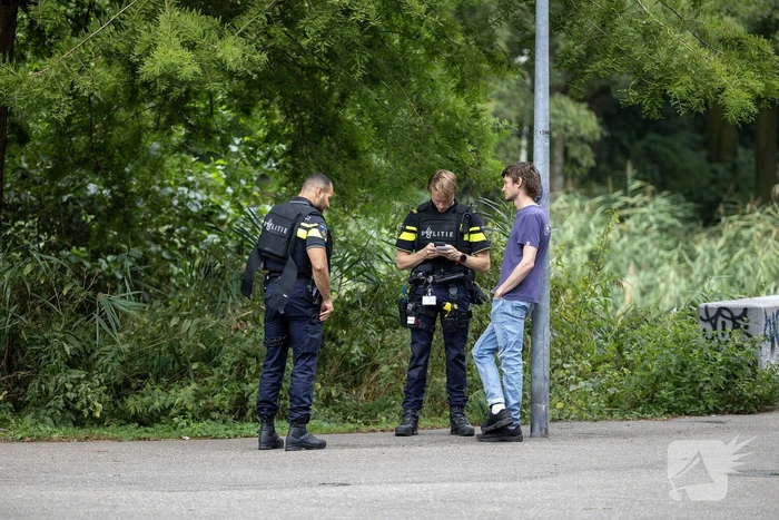 Zoektocht naar vermoedelijke schutter in Zuidoost