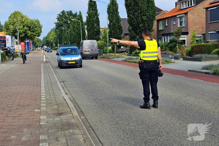 Politie studenten houden controle