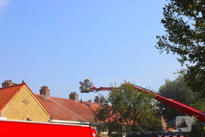Veel hulpdiensten ingezet voor zeer grote brand