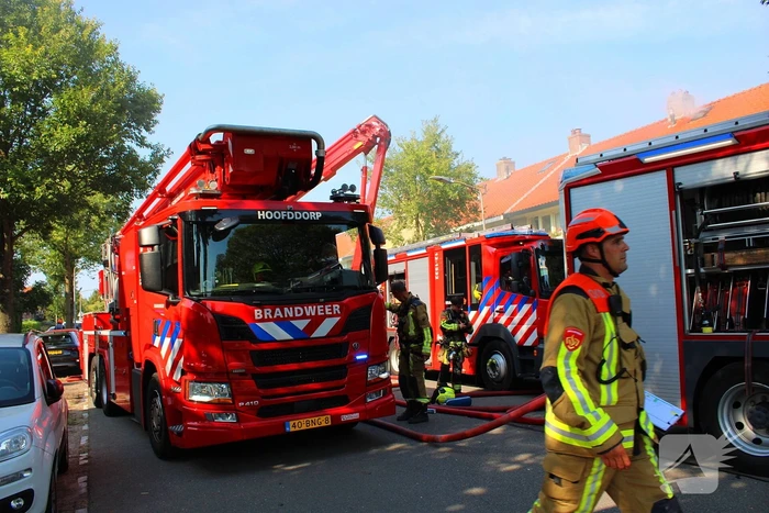 Veel hulpdiensten ingezet voor zeer grote brand