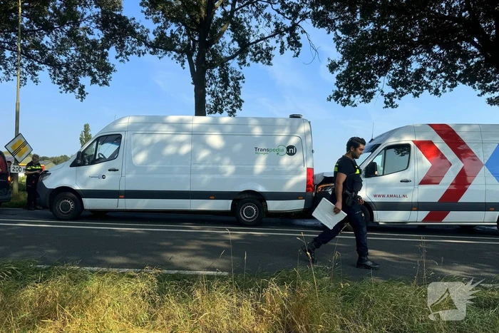 Vier bestelbussen betrokken bij kettingbotsing
