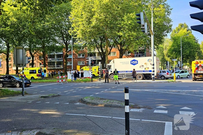 Ernstig ongeval tussen fietser en vrachtwagen