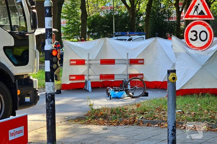 Ernstig ongeval tussen fietser en vrachtwagen
