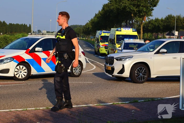 Meerdere personen nagekeken bij aanrijding op rotonde