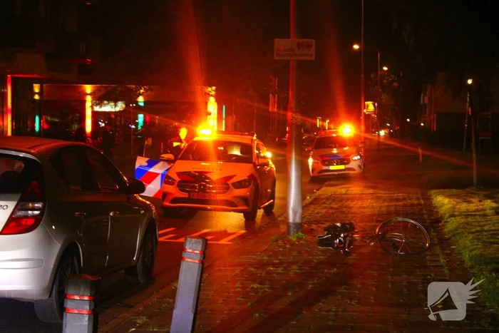 Fietser gewond bij botsing met auto