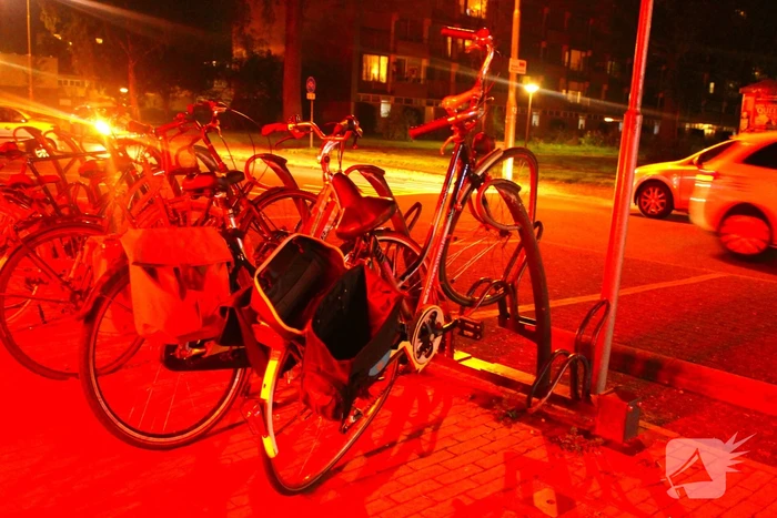 Fietser gewond bij botsing met auto