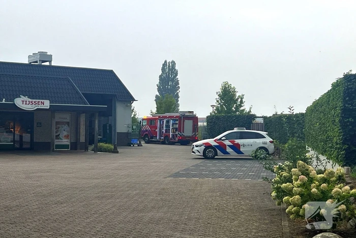 Traumahelikopter landt persoon in machine