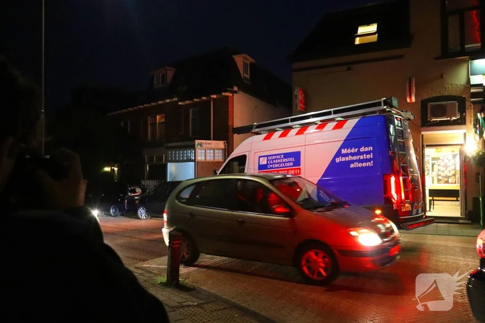 Politie doet inval in woning
