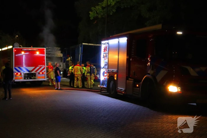 Vrachtwagencabine verwoest door brand