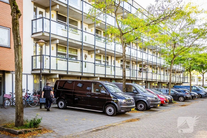 Politie doet onderzoek naar overleden persoon in woning