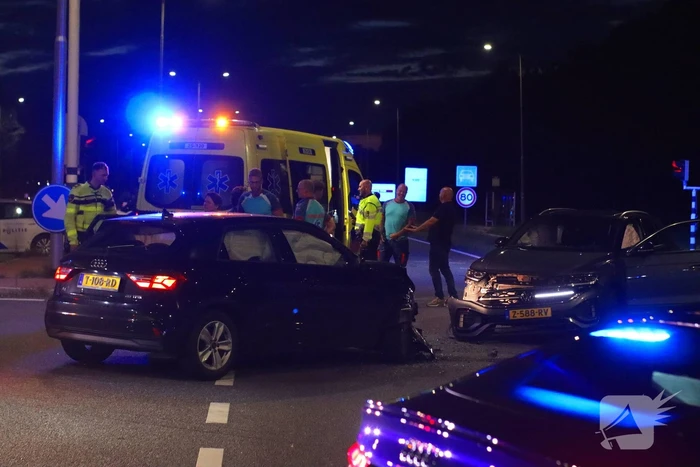 Gewonde na frontale botsing op kruising
