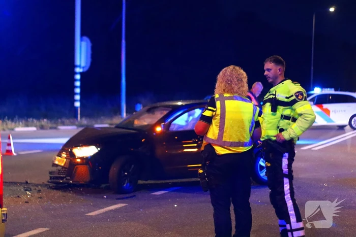 Gewonde na frontale botsing op kruising