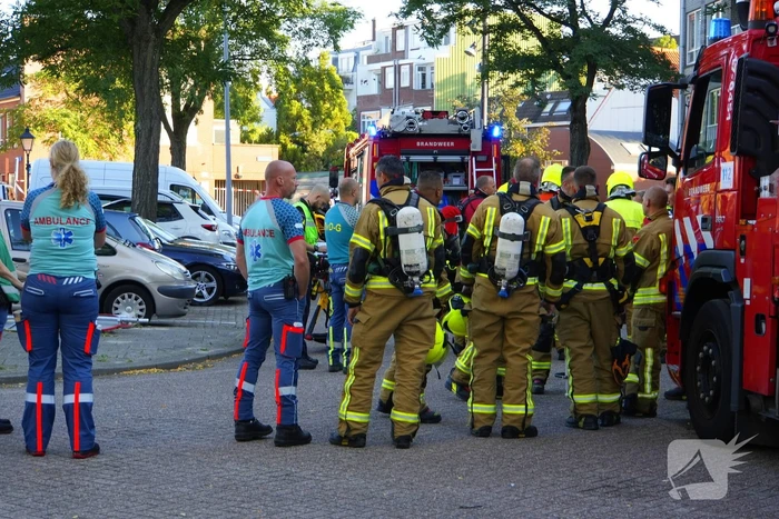 Uitslaande brand na explosie in woongebouw voor begeleid wonen