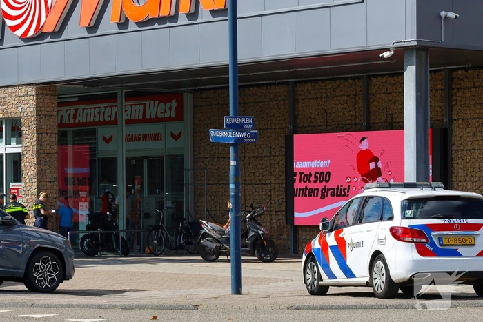 Politie ingezet voor steekincident