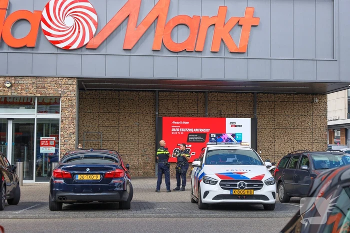 Politie ingezet voor steekincident