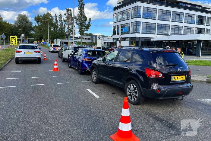 Vier voertuigen betrokken bij ketting botsing