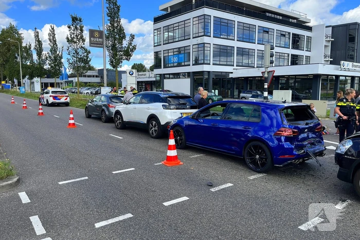 Vier voertuigen betrokken bij ketting botsing