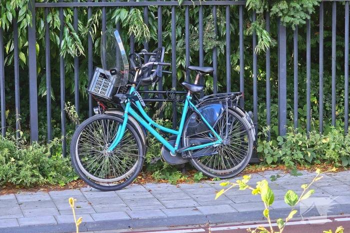 Fietser geschept door automobilist