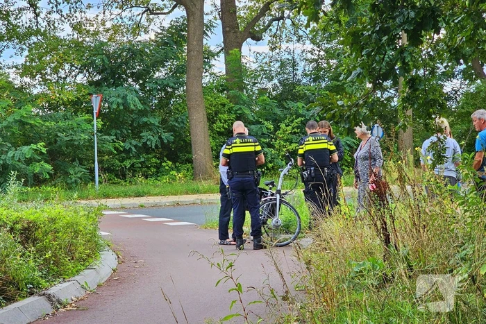 Fietser aangereden op rotonde