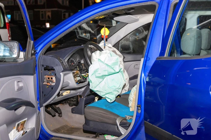 Bestuurder verliest controle over voertuig