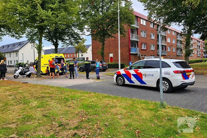 Scooter onderuit door losliggende tegels