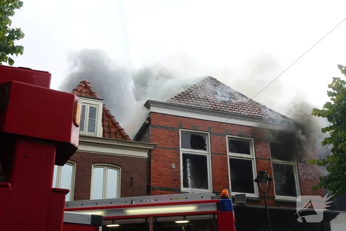 Veel rookontwikkeling bij brand in winkel