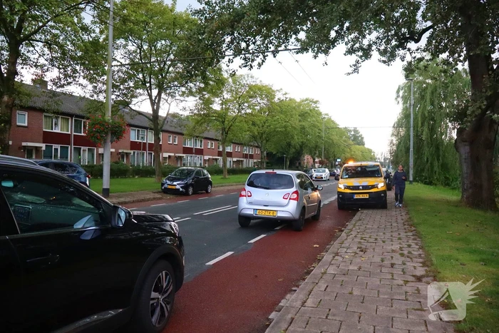 Scooterrijder gaat hard onderuit