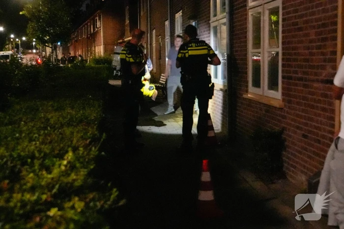 Onderzoek naar brand tegen voordeur woning