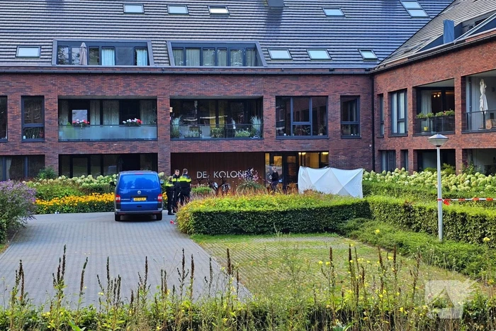 Politie start onderzoek naar vondst van overleden persoon