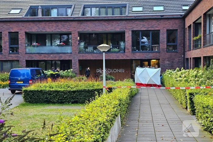 Politie start onderzoek naar vondst van overleden persoon