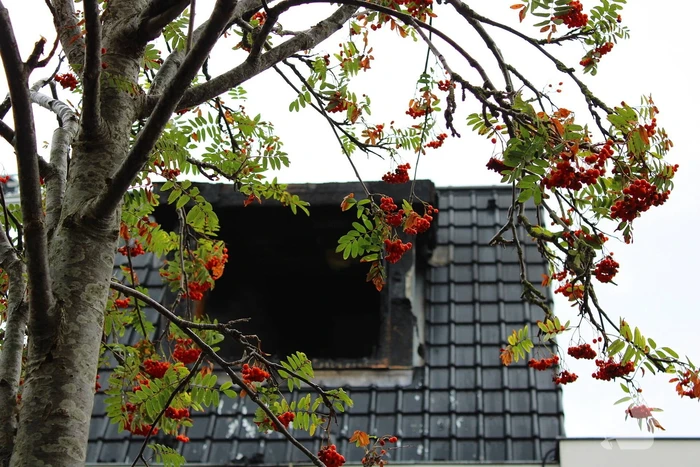 Huis onbewoonbaar na felle woningbrand