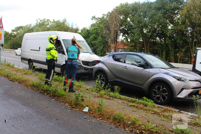 Kop-staartongeval zorgt voor verkeershinder