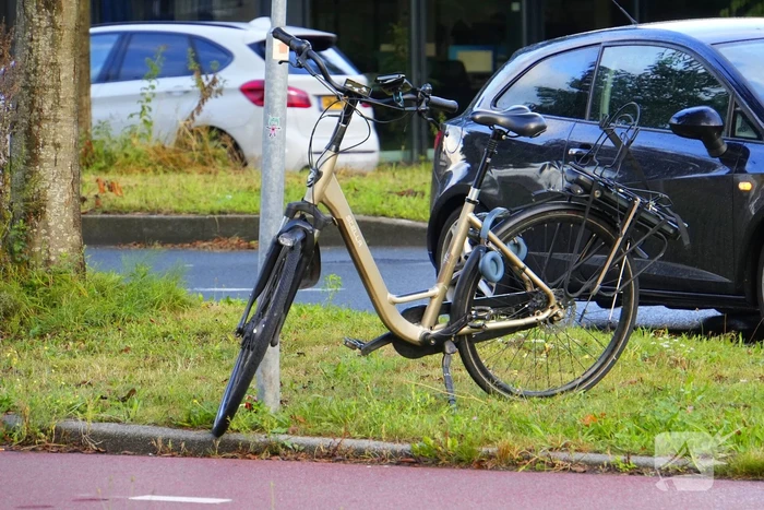 Fietser aangereden op oversteekplaats