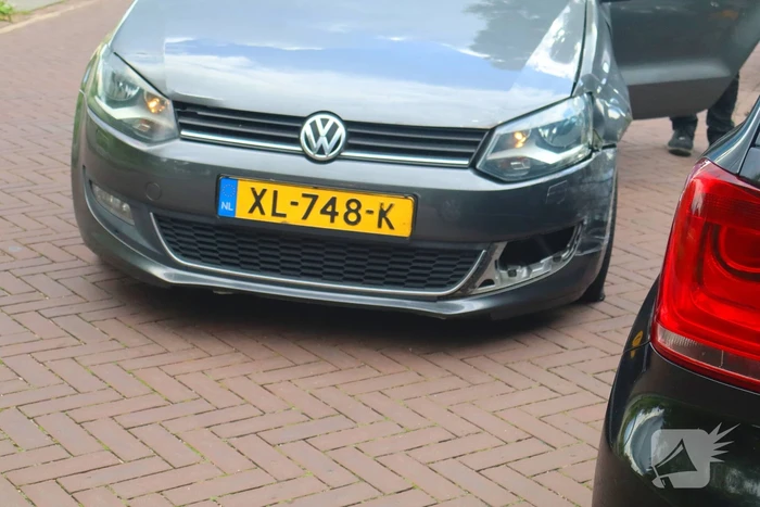 Moeder en kind op bakfiets in botsing met personenauto