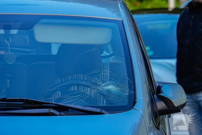 Tiener op fiets aangereden door automobilist