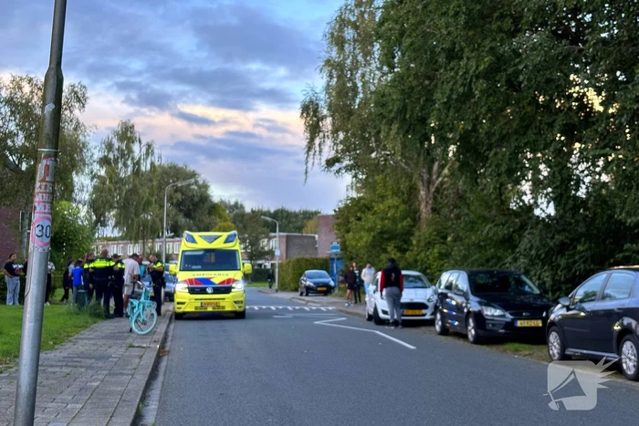 Fietsend kind gewond bij botsing met auto