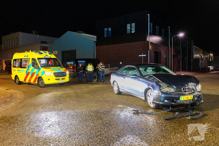 Forse schade na botsing op kruising