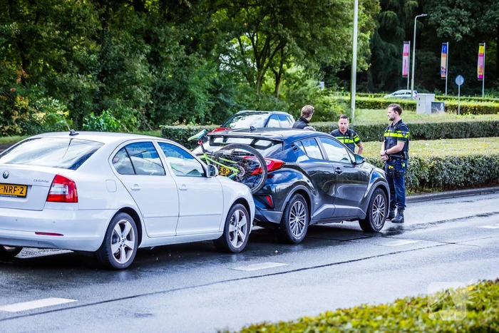 Fiets geplet bij kop-staart botsing