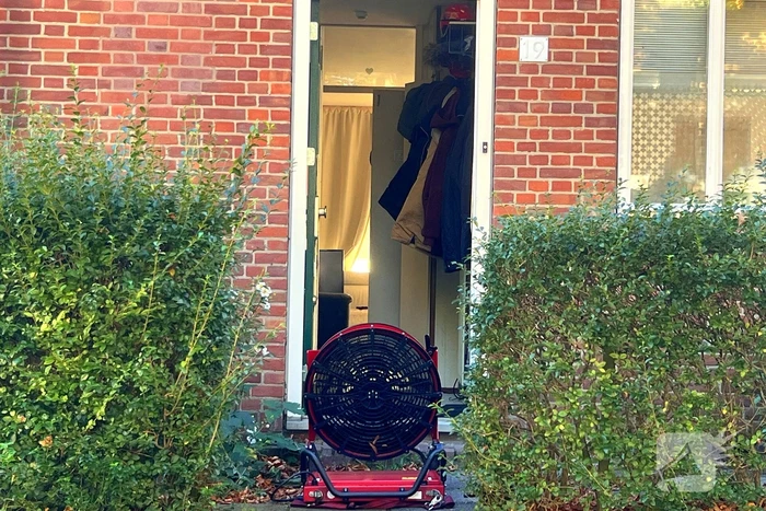 Buren melden keukenbrand