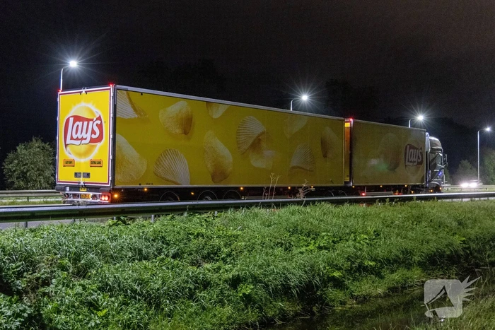 Dodelijk ongeval na botsing met vrachtwagentrailer