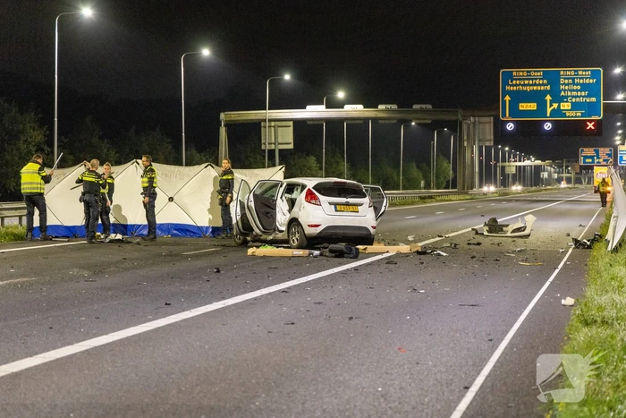 Dodelijk ongeval na botsing met vrachtwagentrailer