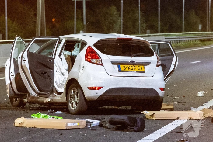Dodelijk ongeval na botsing met vrachtwagentrailer